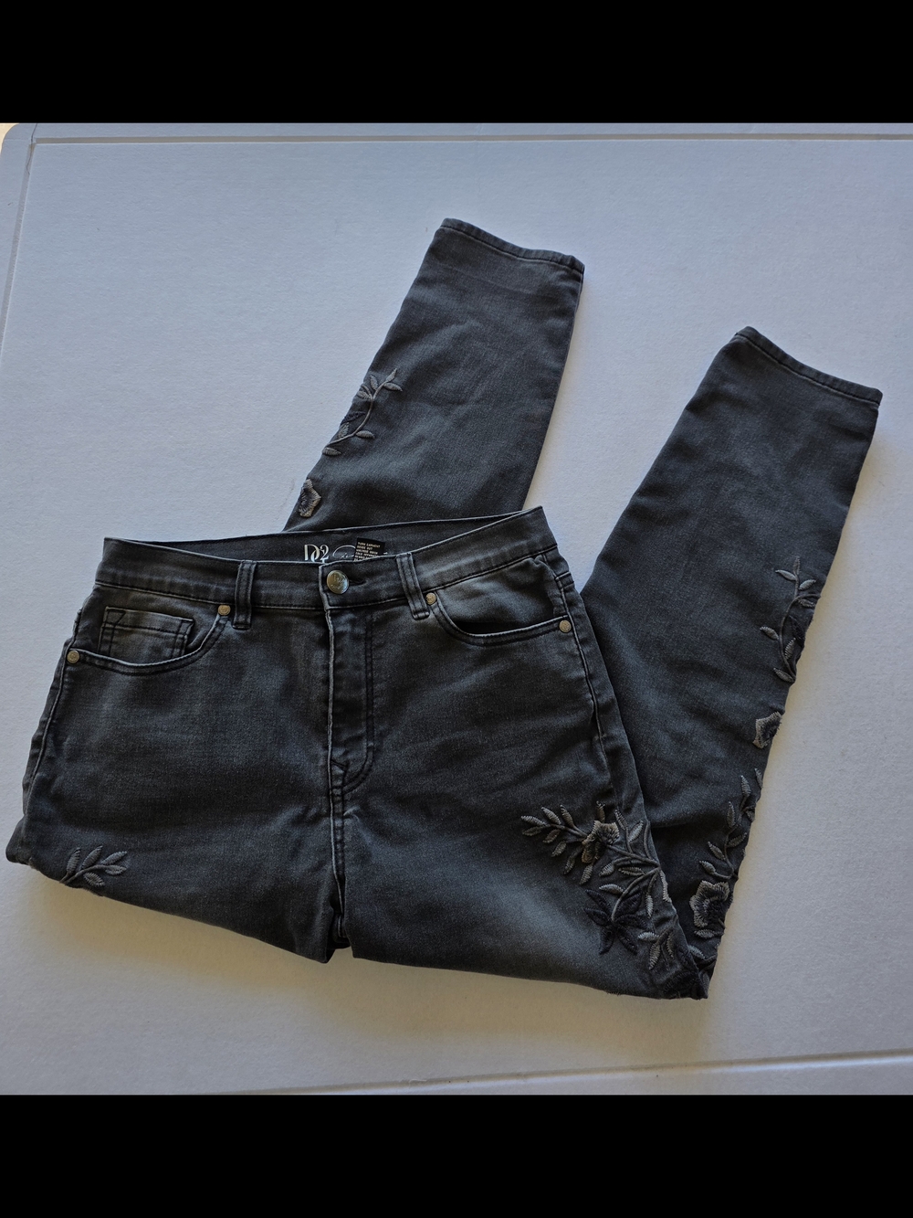 DG2 by Diane Gilman Black Skinny Jeans with Embroidered Leaf Detail
